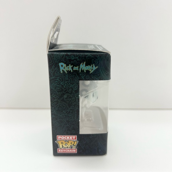 Funko Pocket Pop Snowball Keychain - Picture 3 of 8